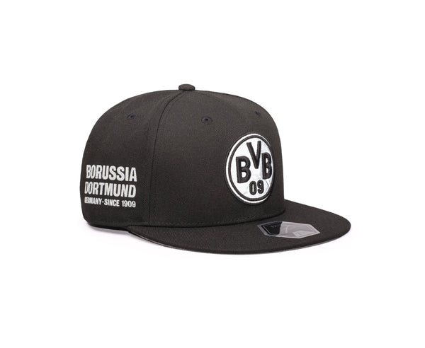 Right side of Left side of Black Borussia Dortmund Braveheart Fitted with white emblem