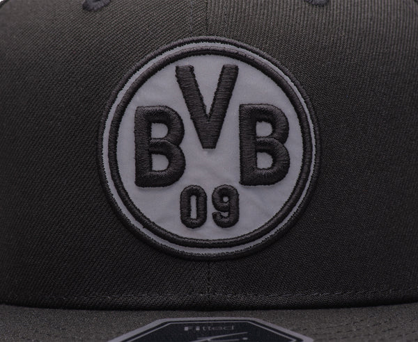 Left side of Black Borussia Dortmund Braveheart Fitted with grey emblem