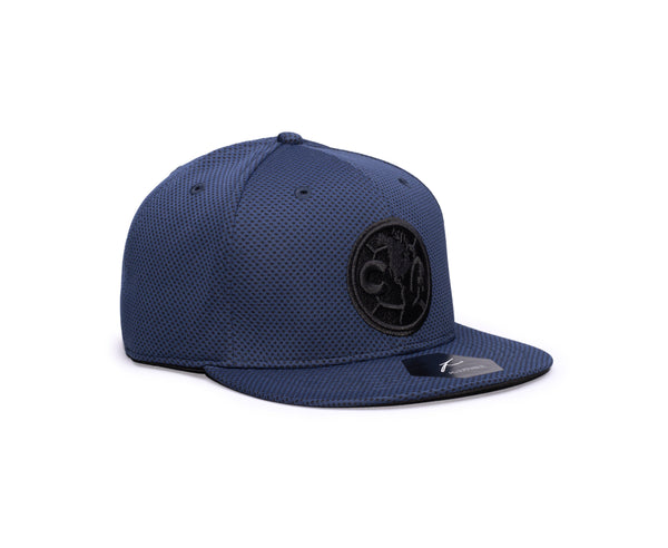 View right side of Club America Trophy Snapback with black emblem